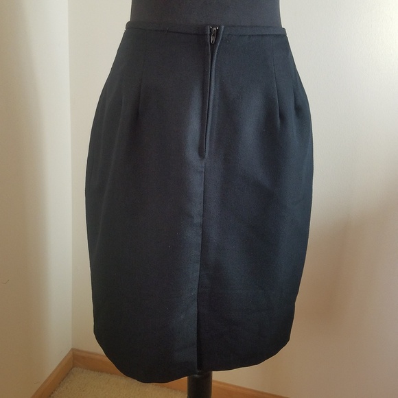 Briggs Midi Black Skirt With Built in slip - Picture 3 of 7